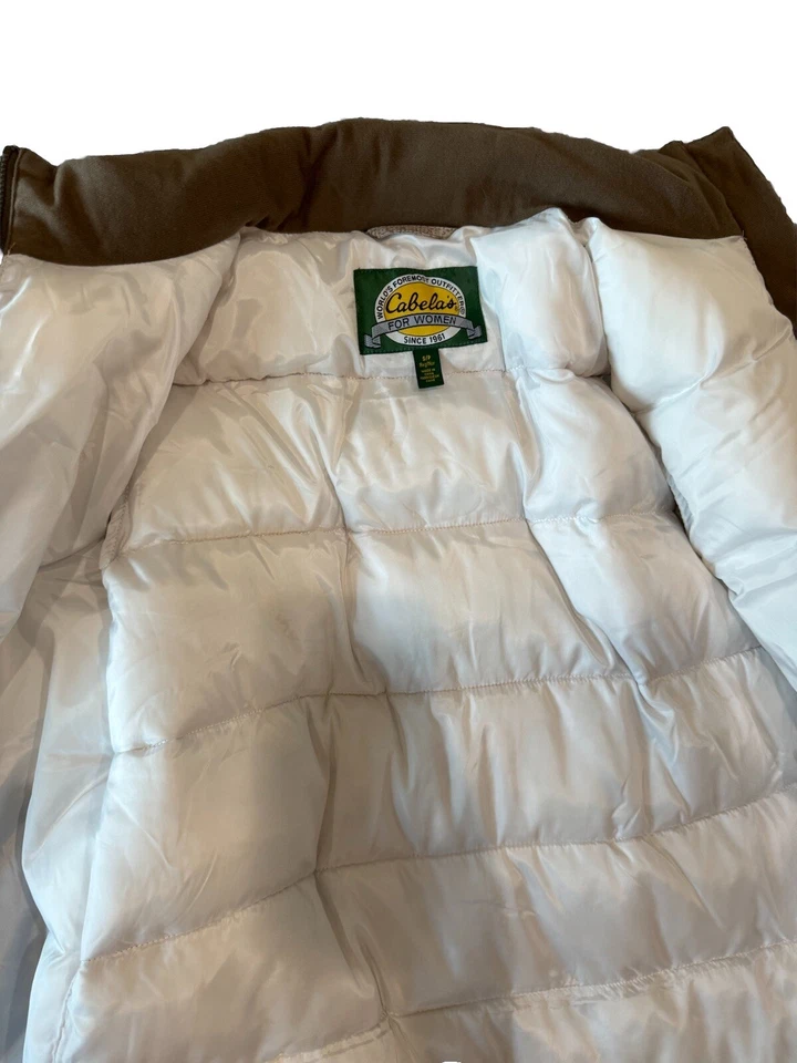 NWT Cabela's For Women Green Camouflage Camo Puffer Vest Hunting Size Small - Image 4 of 4