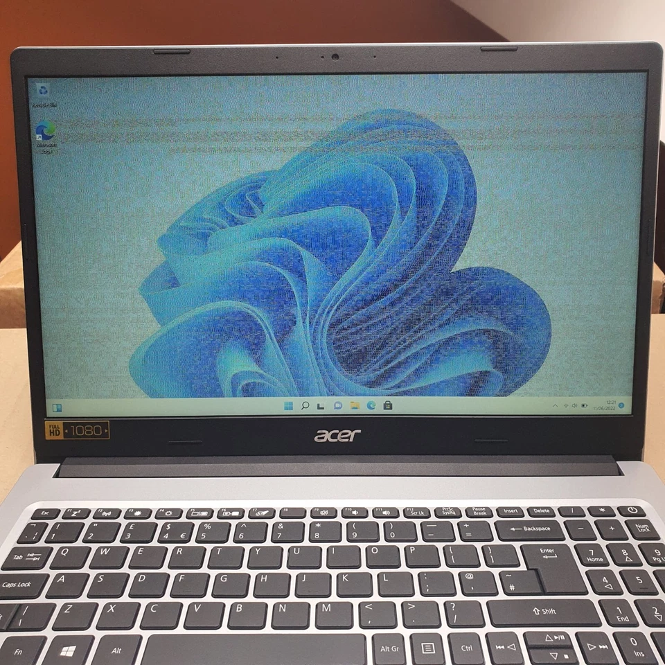 ACER Aspire 3 A315-23 Ryzen 5 3500U 8GB RAM 512GB SSD 15.6" (graphics card fault - Image 4 of 4