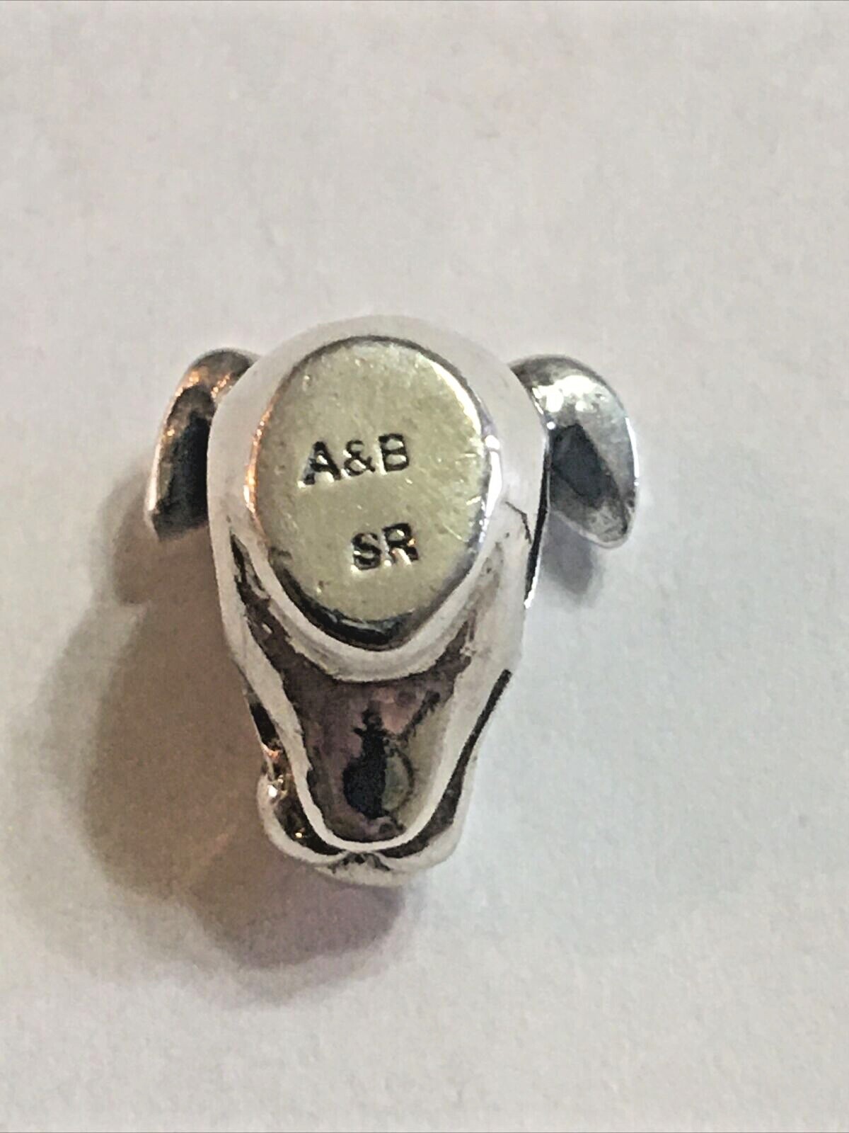 Picture 4 of 5