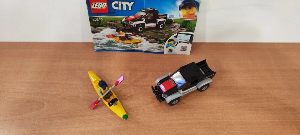 LEGO CITY 60240 L'aventure en kayak - Photo 2/3