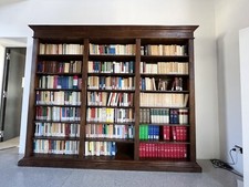 BELLISSIMA LIBRERIA IN MASSELLO SU MISURA IN LEGNO ANTICO A GIORNO