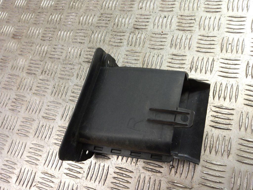 BMW 5 F10 F11 2011 Bremse Kühler Luft Kanal Leitung 7185168  