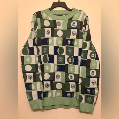 linkedIn Ugly Christmas Sweater Knit Holiday Size M L Green Winter Snowflakes