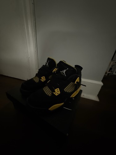 Jordan 4 Yellow Thunder 2023