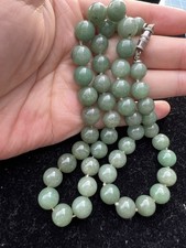 VTG Carved Green Jadeite Jade Color Stone 10mm Ball Beaded Necklace 20  