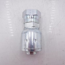 Parker Hannifin 1-1/4"FNPT x 1" Hose ID 37° Crimp Style Flare Swivel Fitting