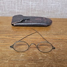 Vintage 1900s Eye Glasses Wire Frame Full Rimmed Specs Mens with original case.