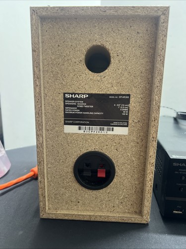 Sharp XL-HF201P Hi-Fi Stereo System Speakers & Remote CD Player Tested Working - Picture 7 of 12