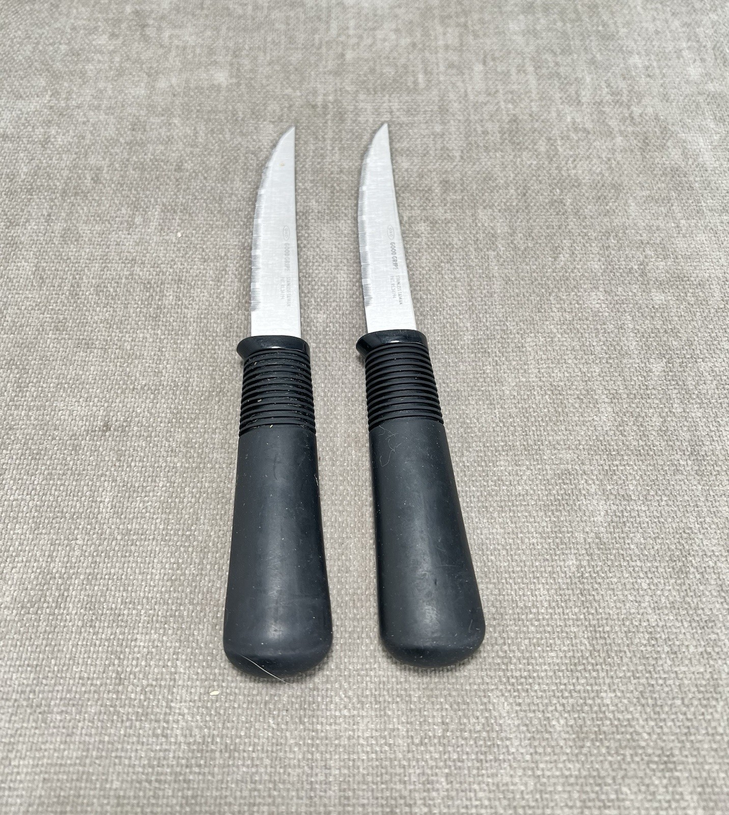 OXO Utility Steak Knives Rubber Handle Arthritis Black Serrated Stainless Set 2