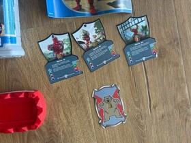 Lego 8785 Knights Kingdom Santis Complete w/Manual and Cards in Container