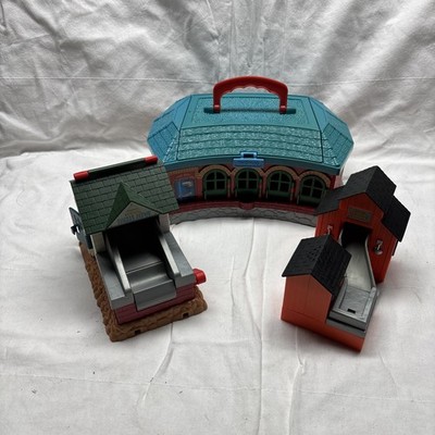 LOT OF THOMAS FRIENDS TAKE-ALONG PLAY ROUNDHOUSE PLAYSETS SODOR SHIPPING CO