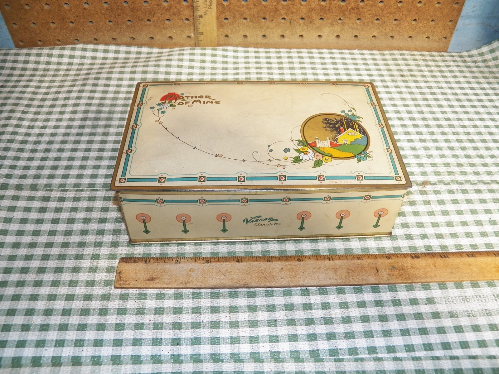 Caja de hojalata vintage VASSAR CHICOLATES "Madre mía"