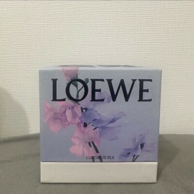 LOEWE Scented Candle Lucious Pea Essence 170g 30H Gift W/Box Japan