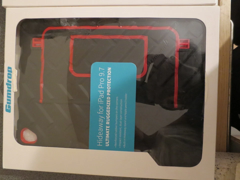 iPad Pro 9.7 Gumdrop Case Hideaway stand Ultimate Ruggedized Protection FREE P&P - Image 3 of 4