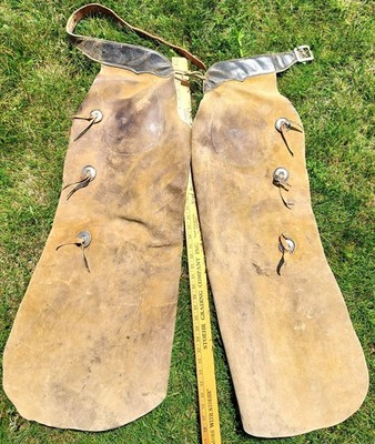 Vintage Cowboy/Ranch Leather Batwing Chaps W/ Pockets - 0708261