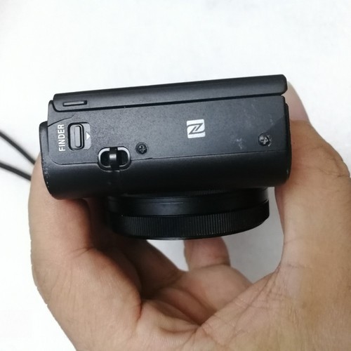 Sony DSC-RX100 III RX100M3 SLR Camera Black 20.1 MP WiFi NFC Noise Reduction - Picture 12 of 13
