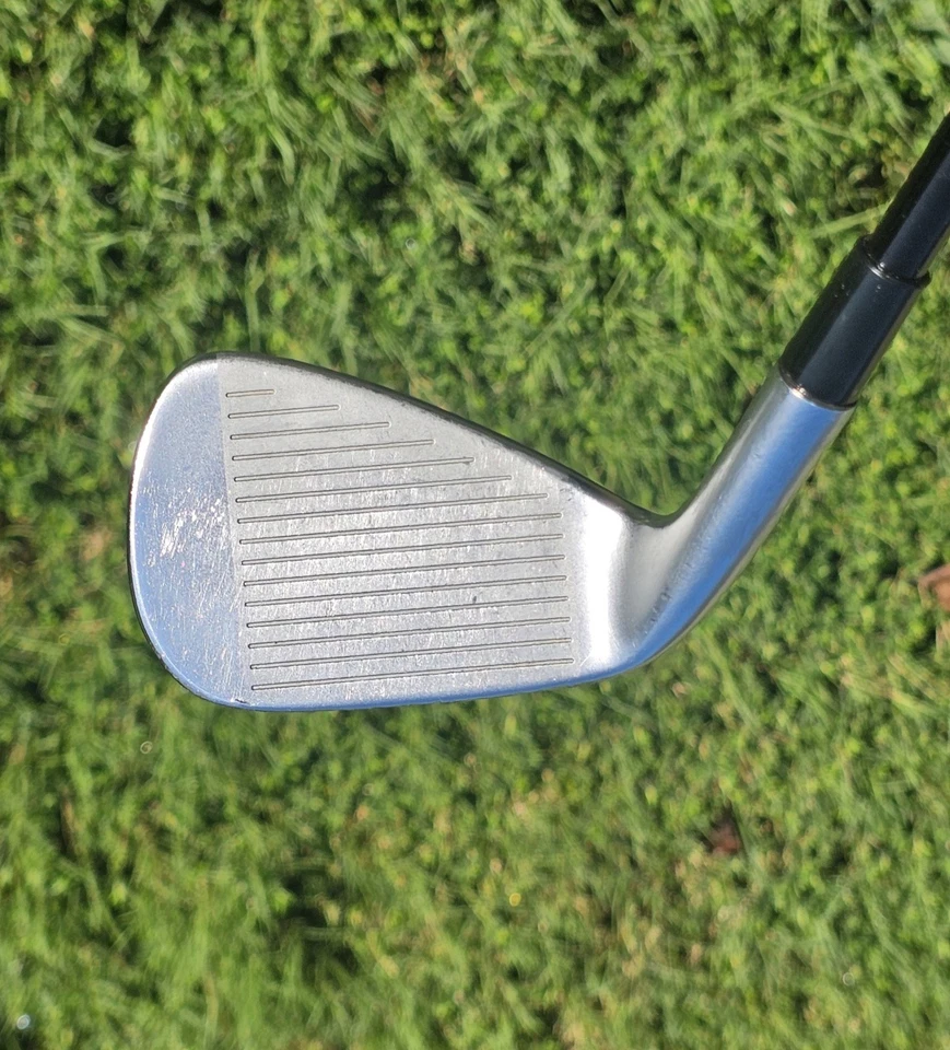 Taylormade 2022 RH P-790 40⁰ 9 Iron - New Ventus TR Graphite Shaft R Flex - Image 3 of 4