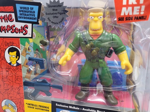 PLAYMATE THE SIMPSONS SPRINGFIELD AZTEC THEATER PLAYSET EXCLUSIVE MCBAIN FIGURE - Picture 2 of 3