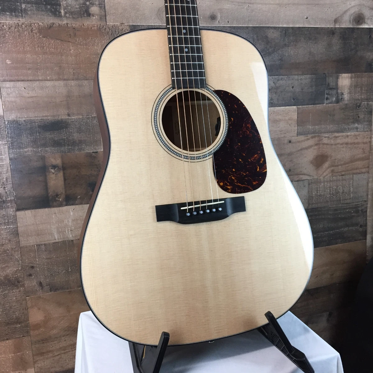 Martin cheap d16e mahogany
