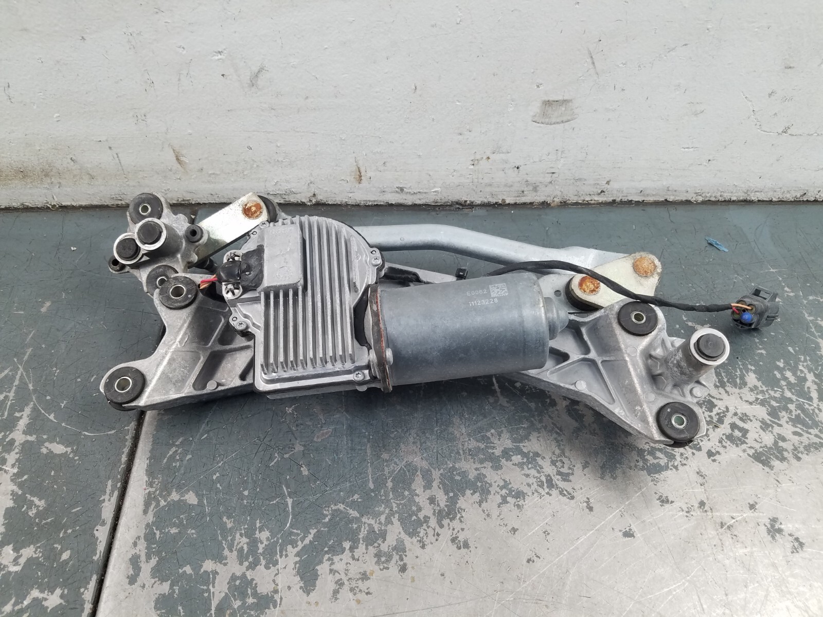 2021 McLaren 765LT Windshield Wiper Motor / Mount / Arms #5537 C7