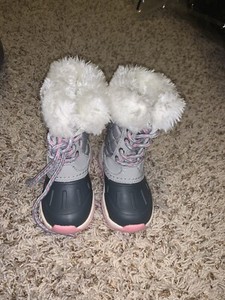 girls snow boots size 5