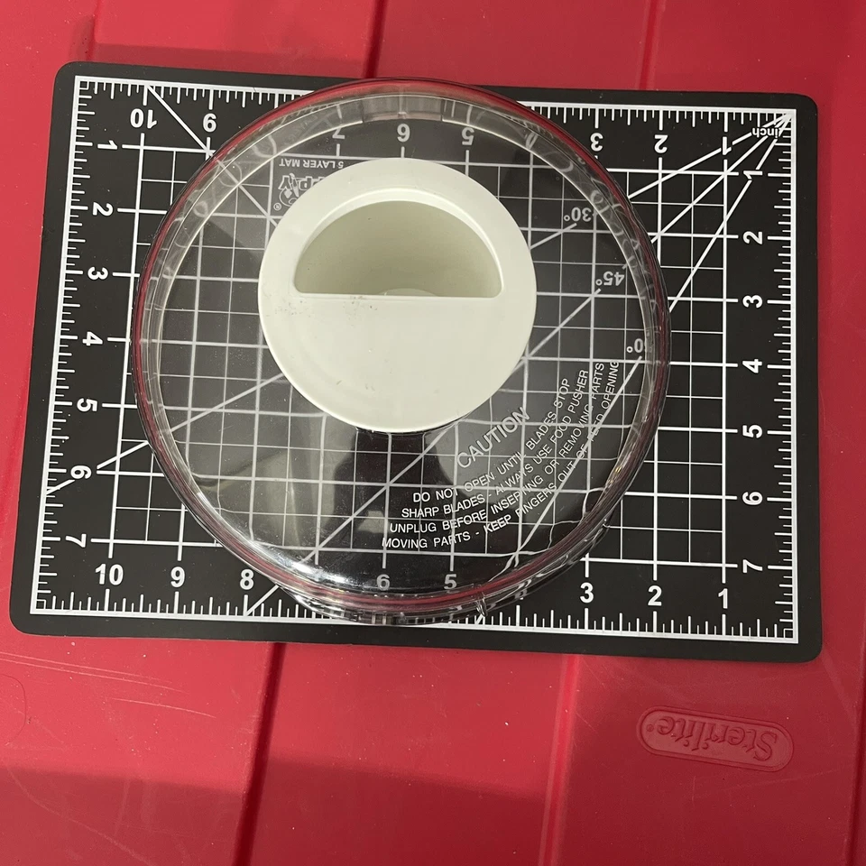 Procesador de alimentos KRUPS Prep modelo #620 pieza de repuesto tazón cubierta empujador Foto 2 de 4