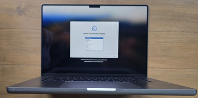 Apple MacBook Pro 16'' (1TB SSD, M1 Pro, 16GB) - Space Gray - MK193LL/A - A2485