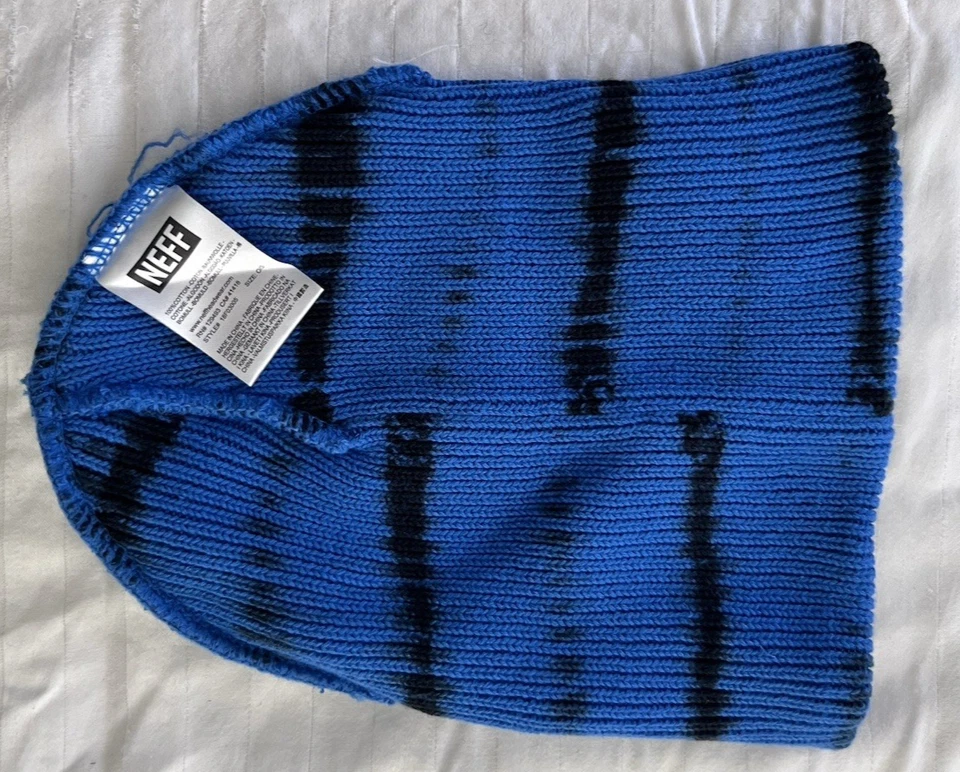 Gorros de invierno para hombre, 2 x algodón/acrílico Neff y el negro es una mezcla de lana. Foto 2 de 4