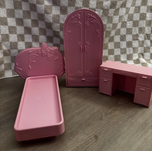 Barbie Vintage Sweet Roses Bedroom Set Mattel 1987