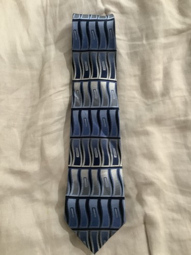 Covington Geometric Silk Neck Tie Blue Black - Picture 9 of 9