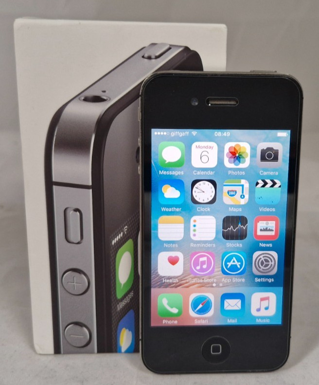 Apple iPhone 4s Black Unlocked 8GB 3.5" Smartphone A1387