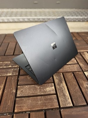 Laptop Microsoft Surface 4 i7-1185G7 16 GB RAM 256 GB SSD 13.5'' 2K+Win 11 Risse