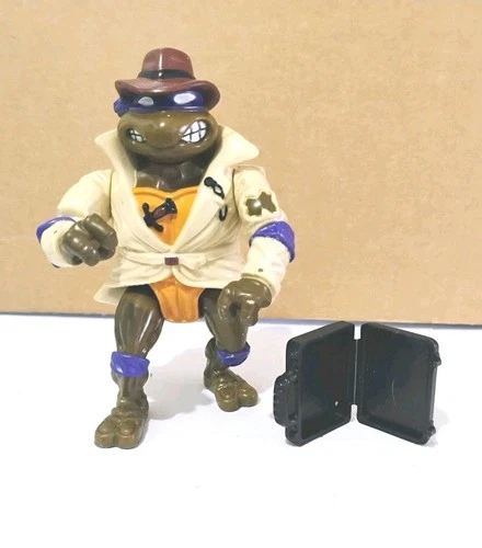 Vintage - 1990 - Undercover Donatello - TMNT Teenage Mutant Ninja Turtles Figure