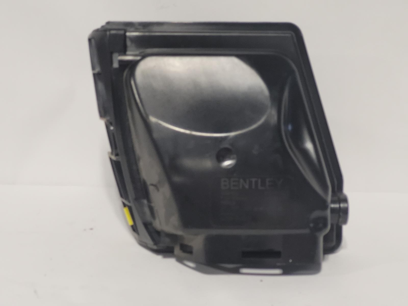 Used Air Cleaner Assembly fits: 2017 Bentley CONTINENTAL GT  Grade A
