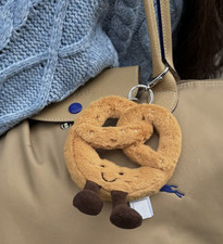 Jellycat Amuseables Pretzel Bag Charm – Soft Plush Keychain NWT Christmas Gift
