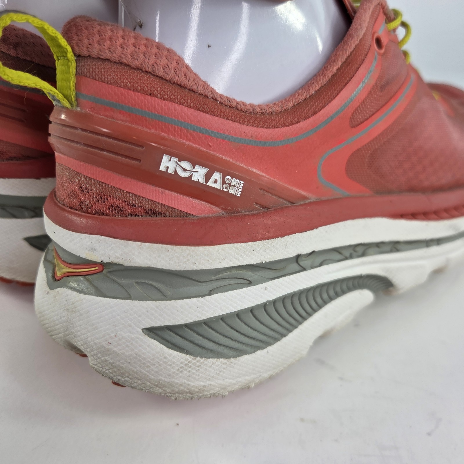 Hoka One One Bondi 3 women's road running shoes US 7.5 coral/orange Sneakers thumbnail 12