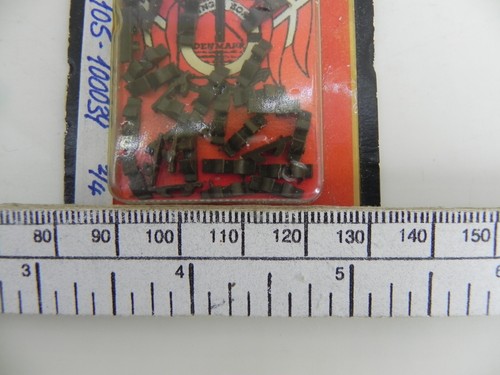 Billing Boats Fittings F193 Chaumard plastique 10x2mm - paquet de 25 - Foto 2 di 3