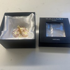 Tahari Pink Rhinestone Hand Twisting Spinning Top Gyro Gyroscope Spinner Toy