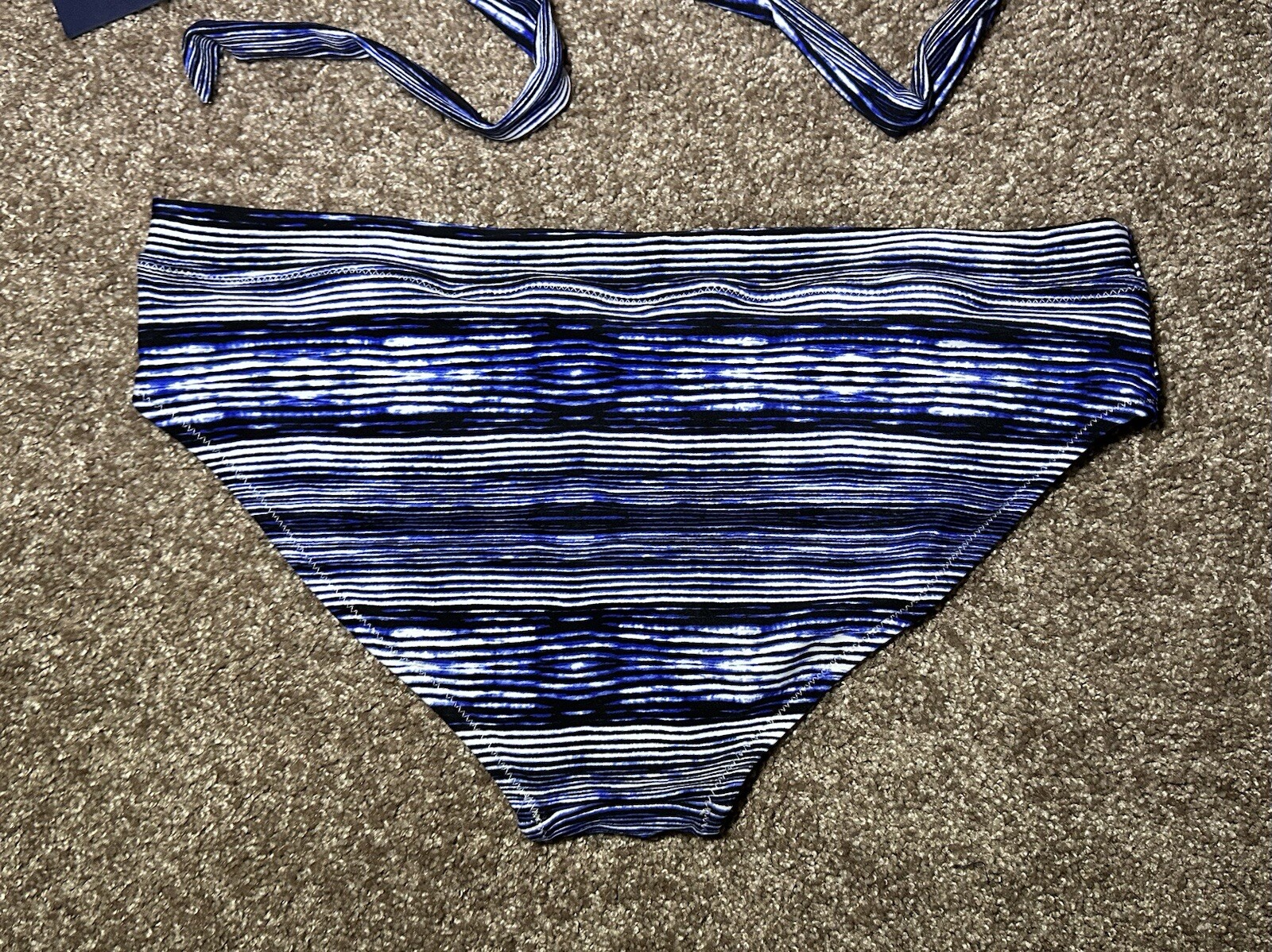 Picture 16 of 24