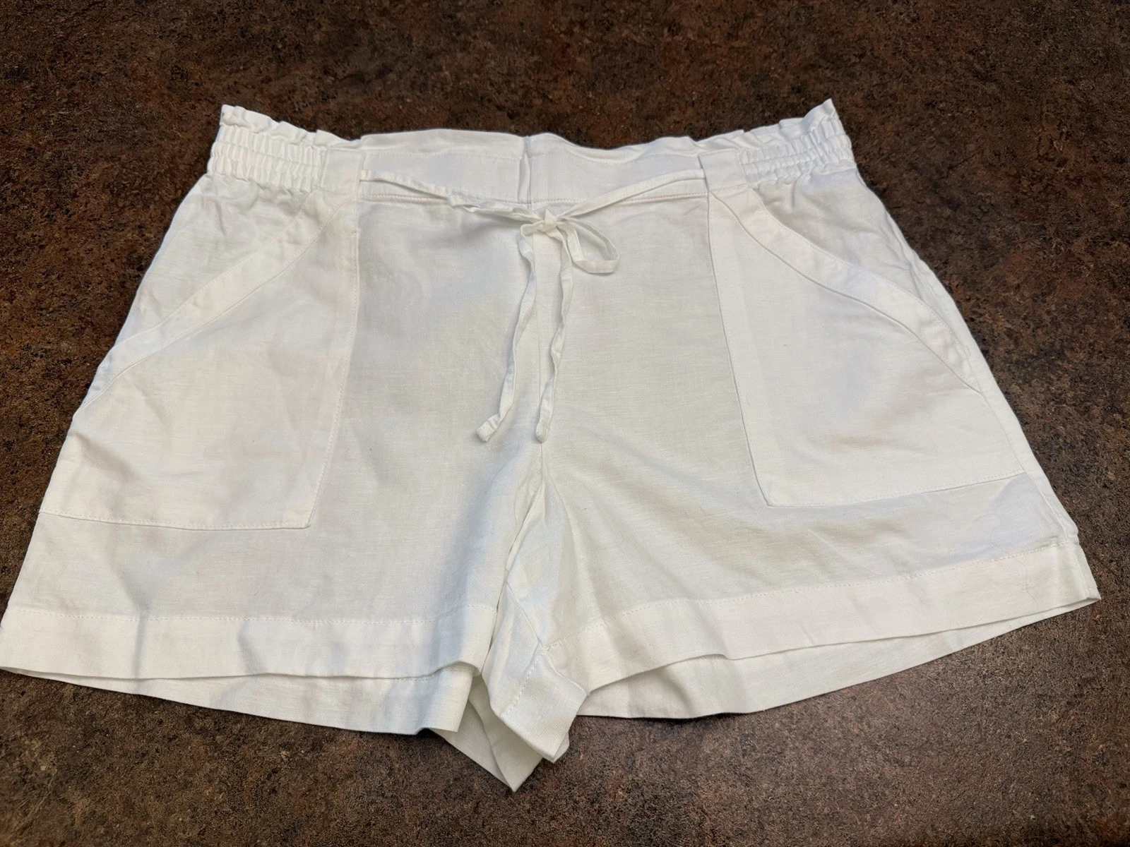 LOFT Linen Cotton Blend Shorts Womens XL White Pull On Elastic Waist Summer NWT
