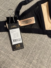 Dita Von Teese Lingerie Set NEW NEVER WORN Bra and Garter Belt Black ￼