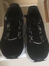 New Balance fresh foam 680v8 Black Beige Size 9B New With Box Women s