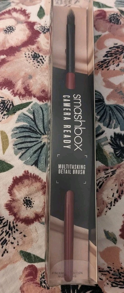 Smashbox Camera Ready Multitasking Detail Brush - NIB - Image 2 of 2