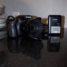 Canon PowerShot SX60 HS 16.1MP 65x Zoom Wi-Fi Black Camera w/ Battery & Charger