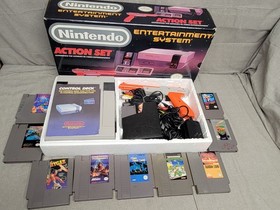 Nintendo NES Entertainment System Action Set in Box + 10 Nes Games All Tested