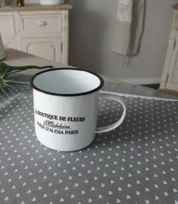 Emaille Becher La Boutique de Fleur - Paris -  Landhaus Stil  Becher Mug Tasse