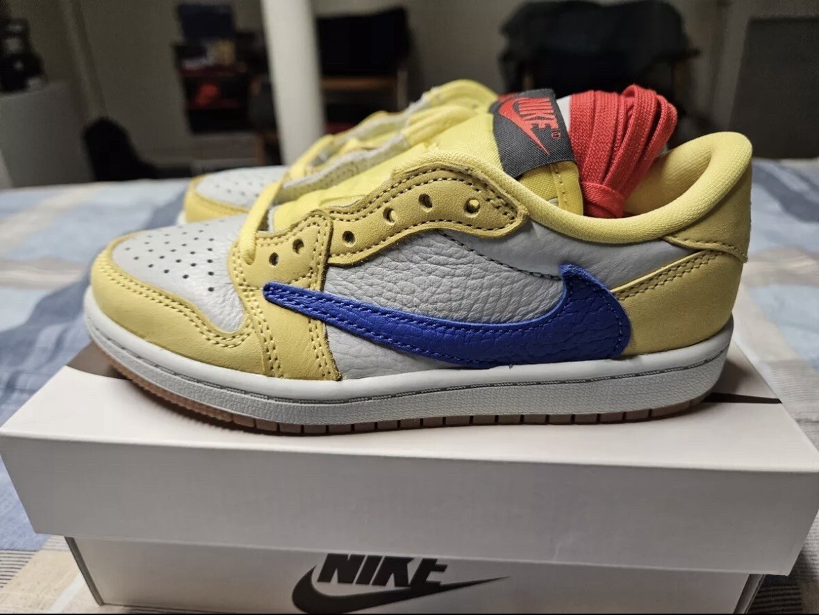 Size 12.5 C- Travis Scott x Air Jordan 1 Retro OG SP Low Size 12.5 C- Travis Scott x Air Jordan 1 Retro OG SP Low