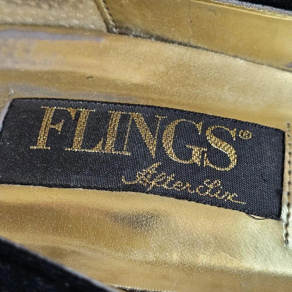 Tacones de aguja vintage de terciopelo negro Flings After Six años 80 talla 8  Foto 4 de 4