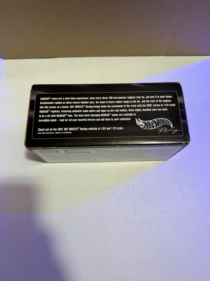 Johnny Benson #10 Valvoline 1/24 2001 Hot Wheels Nascar Diecast Foto 4 de 4