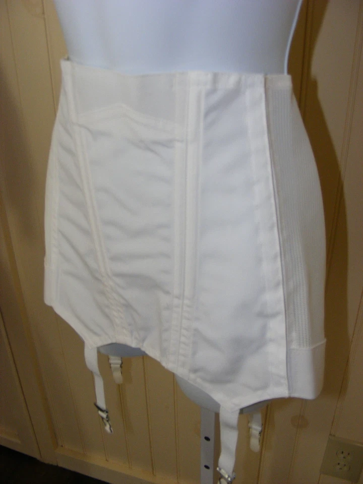 60S OBG GIRDLE SEARS DEADSTOCK MEIA LIGAS CONTROLE DE BARRIGA #74689 TAMANHO 28 - Imagem 3 de 4